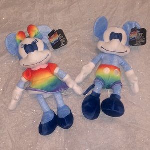 Rainbow Disney Collection Minnie & Mickey Mouse Pair NWT 🌈
